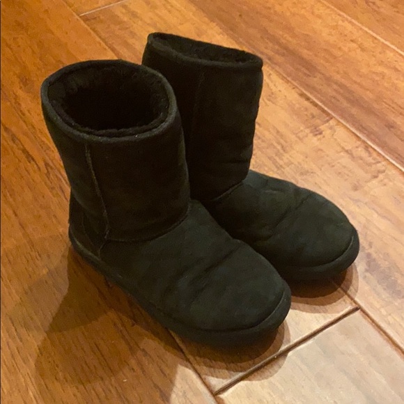 ugg classic short ii boot black